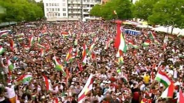 Kolin&hellip;20 Hezar Kurdistan&icirc; bi hevre Gotin Er&ecirc; jibo Serxweb&ucirc;na Kurdistan&ecirc;