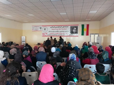 Li Kampa Giw&ecirc;lan Sentera Rewşen Bedirxan perey&ecirc;n kaş li ser 100 malbat&ecirc;n penaber belav kir