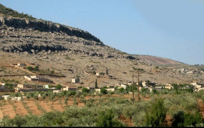 Grpûpeke çekdar li gundewarên Efrînê du sivîl revandin